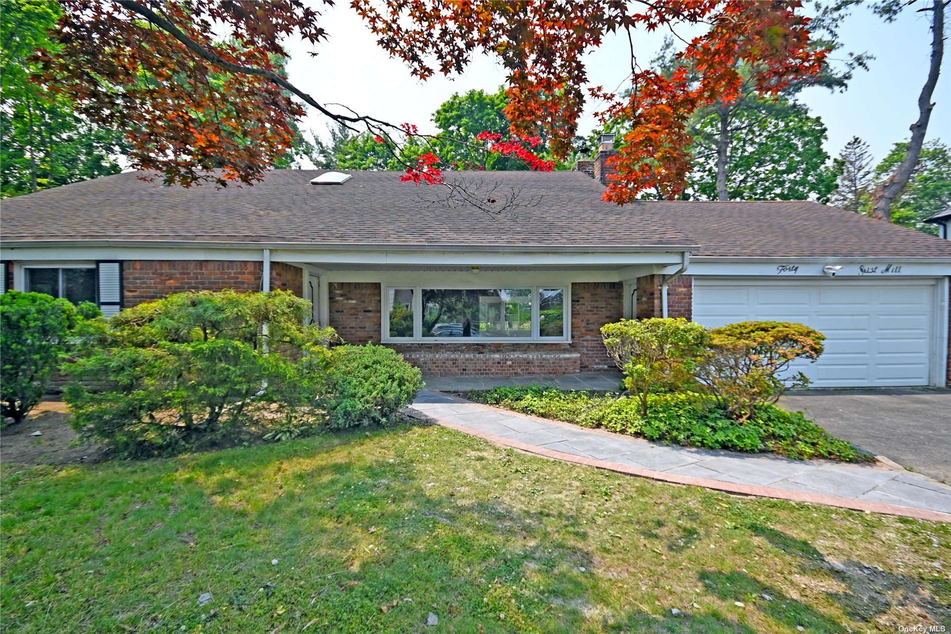 #1 photo, 40 Gristmill Lane, 长岛 大颈 Great Neck , NY 11023
