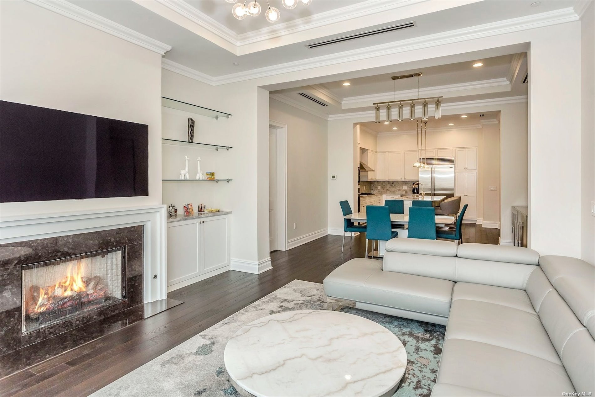 #1 photo, 3000 Royal Court, 长岛 北丘 North Hills , NY 11040