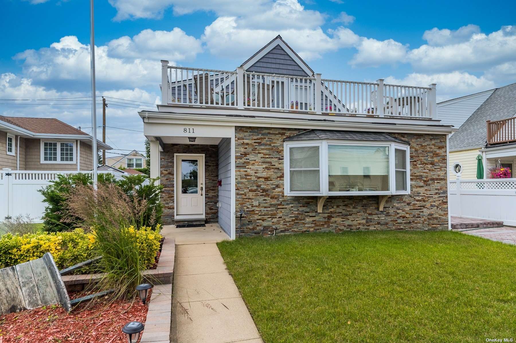 #1 photo, 811 E Walnut Street, 长岛 长滩 Long Beach , NY 11561