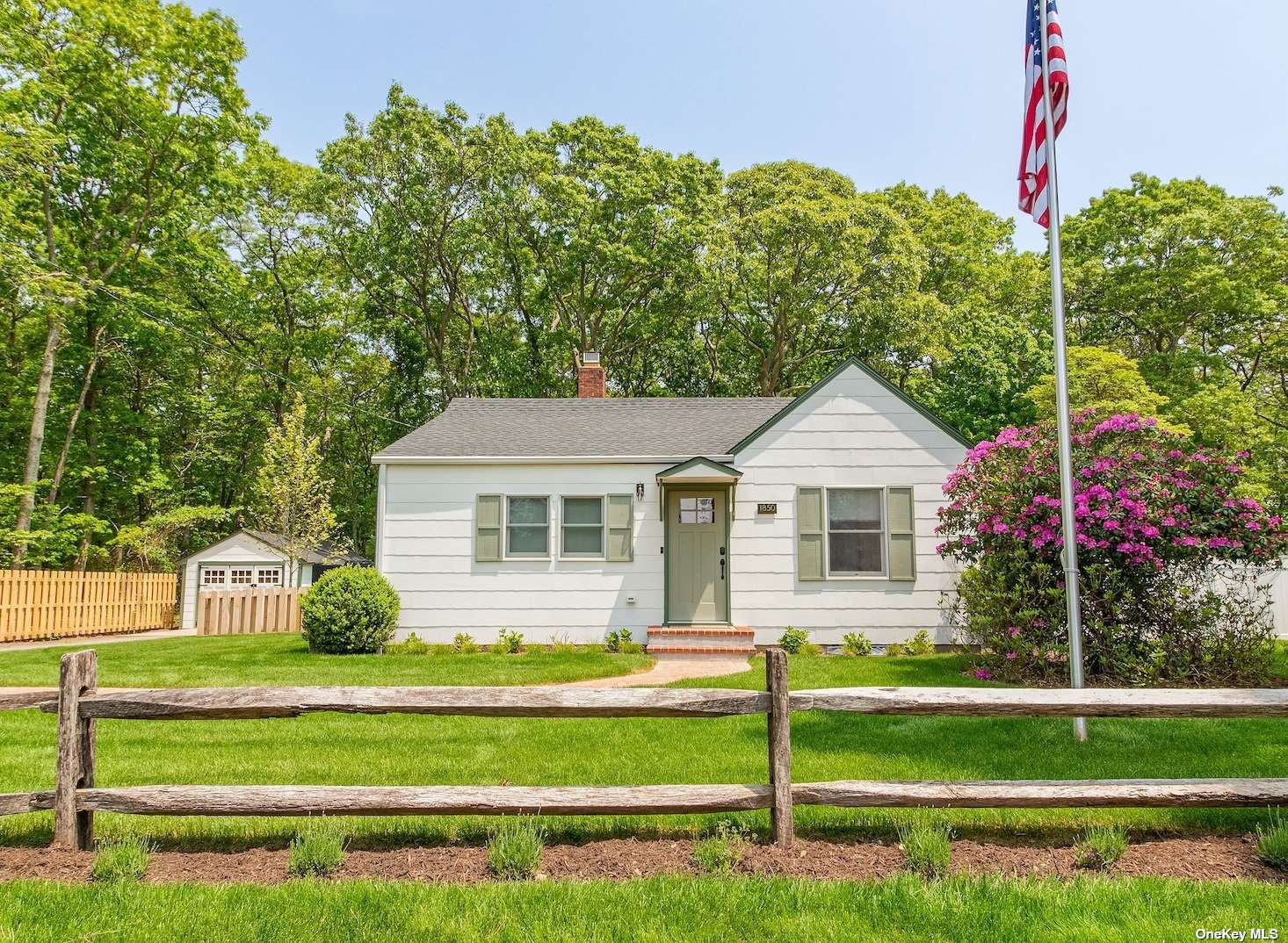 #1 photo, 1850 Rocky Point Road, 东长岛 East Marion , NY 11939