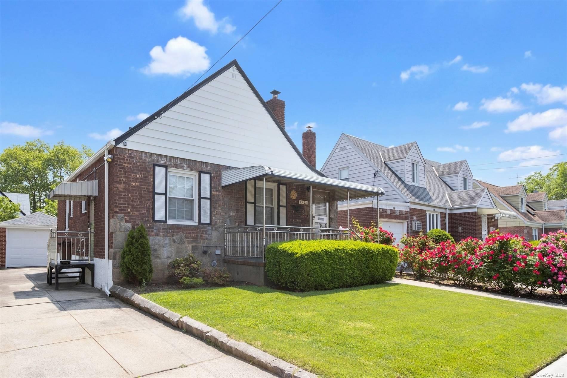 #1 photo, 65-23 165 Street, 法拉盛 Fresh Meadows , NY 11365