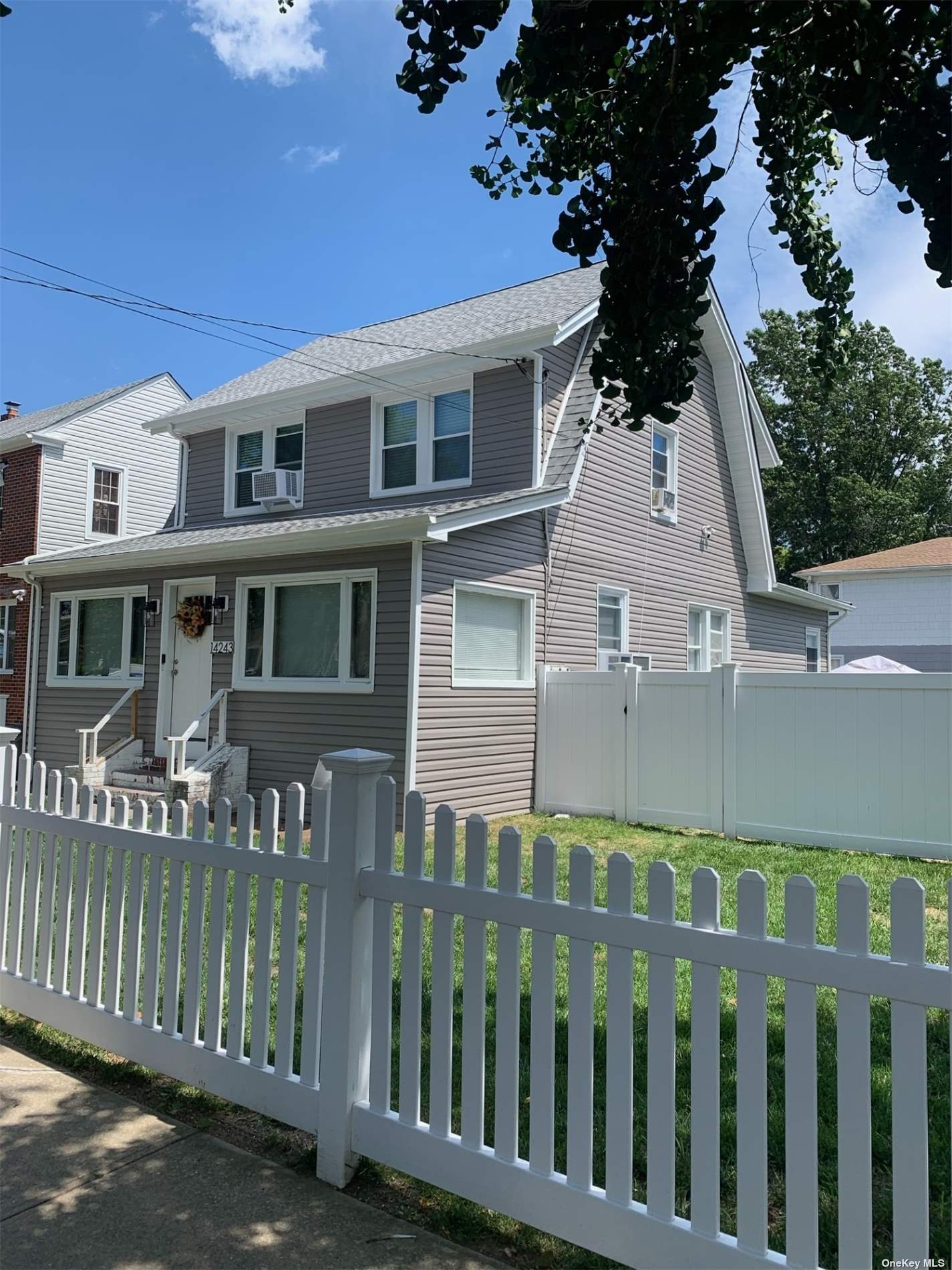 #1 photo, 142-43 249th Street, 皇后区 Rosedale , NY 11422