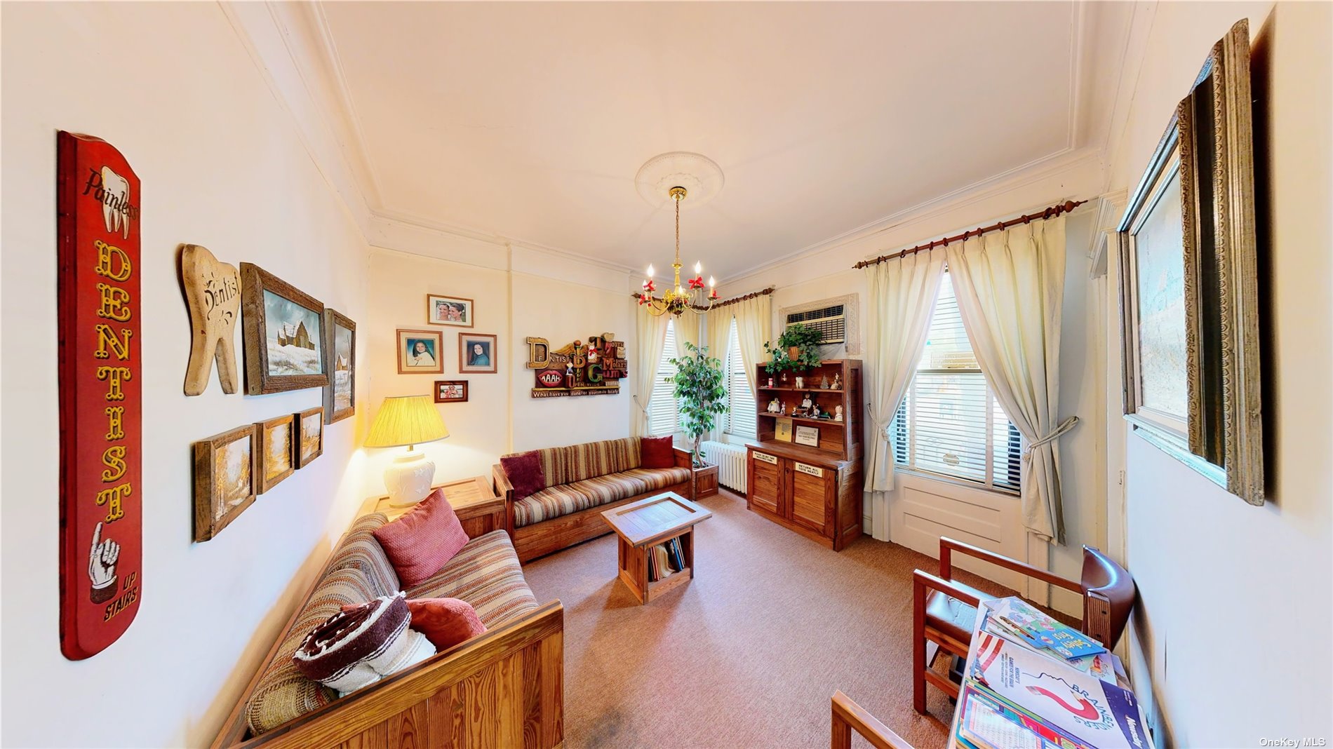 #1 photo, 70-02 Forest Avenue, 皇后区 瑞吉屋 Ridgewood , NY 11385