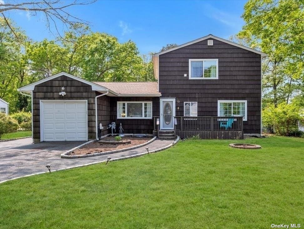 #1 photo, 6 Arbutus Court, 东长岛 Ronkonkoma , NY 11779