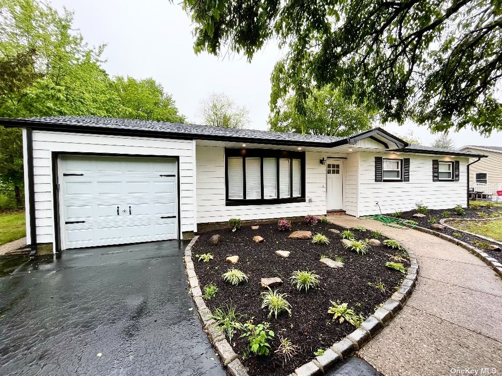 #1 photo, 12 Pheasant Drive, 东长岛 康马克 Commack , NY 11725