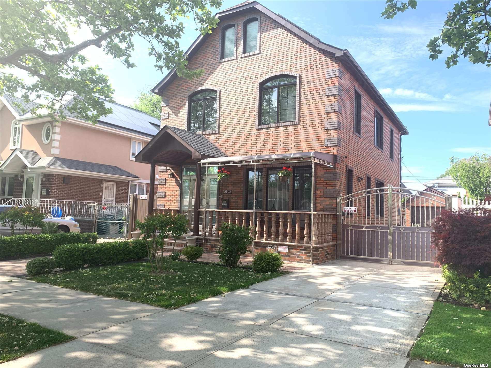 #1 photo, 151-23 26th Avenue, 法拉盛 Flushing , NY 11354