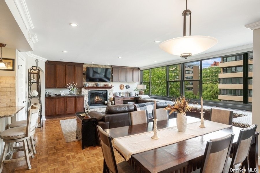 #1 photo, 166-26 Powells Cove Boulevard, קווינס Beechhurst , NY 11357