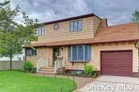#1 photo, 290 40th Street Street, 东长岛 Lindenhurst , NY 11757