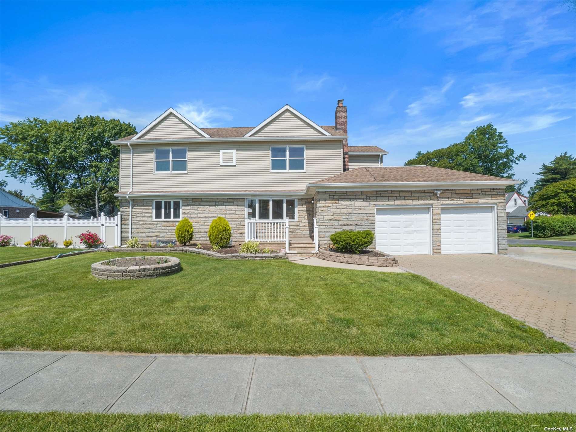 #1 photo, 714 Rifton Street, 长岛 Elmont , NY 11003