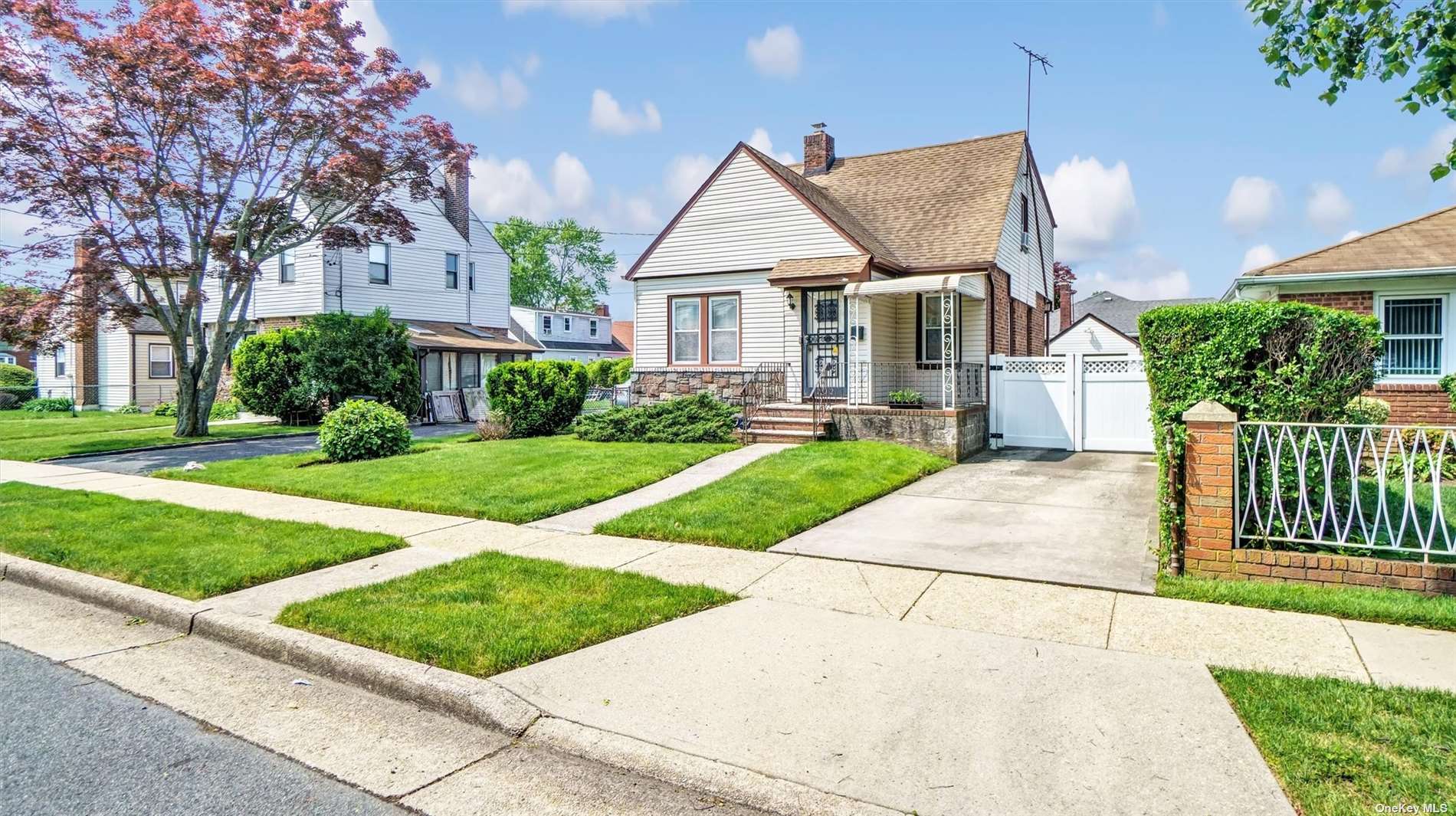 #1 photo, 202 Kennedy Avenue, 长岛 Hempstead , NY 11550