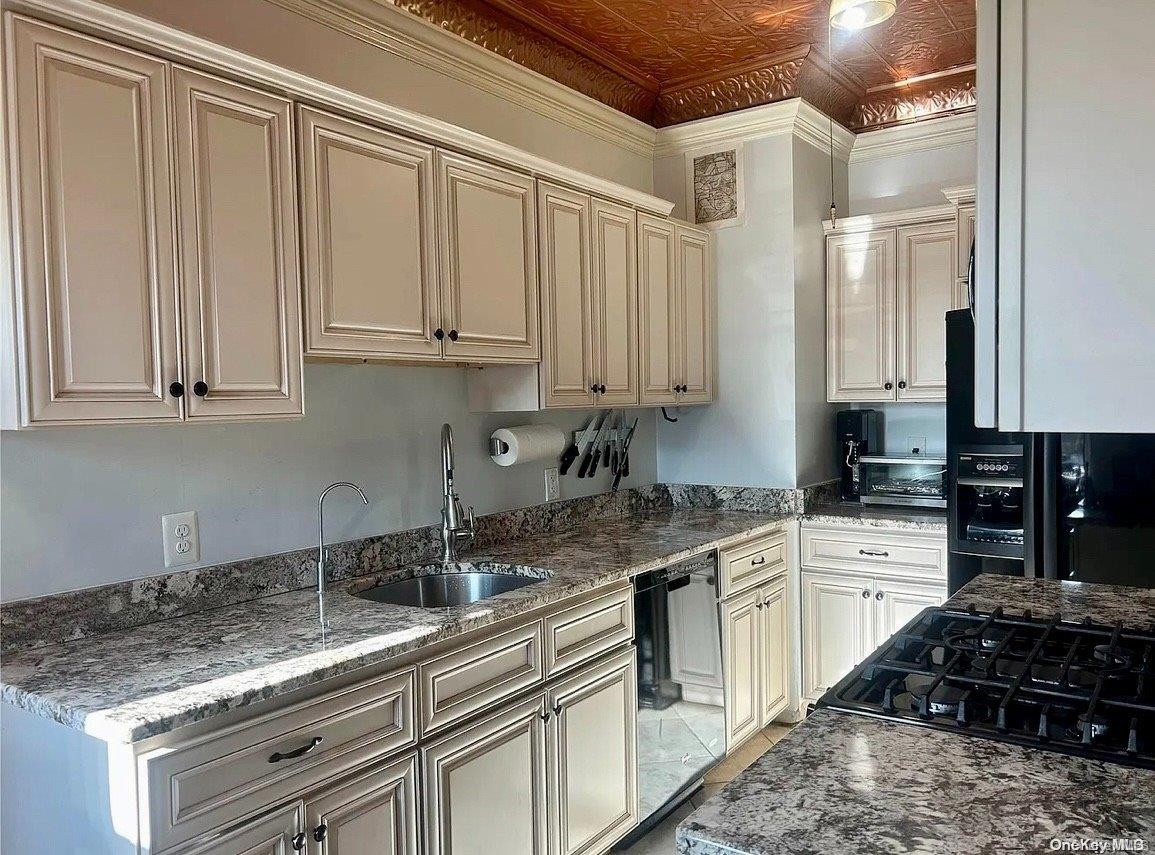 #1 photo, 160-15 Powells Cove Boulevard, קווינס Beechhurst , NY 11357