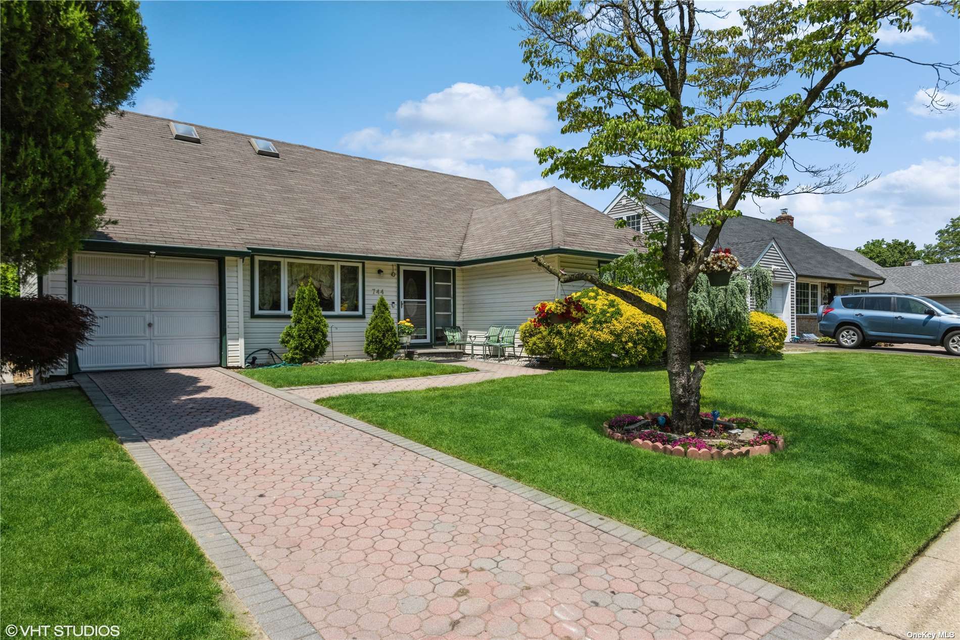 #1 photo, 744 Cornwell Avenue, West Hempstead , NY 11552