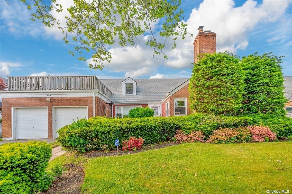 #1 photo, 365 E Walnut Street, 长岛 长滩 Long Beach , NY 11561