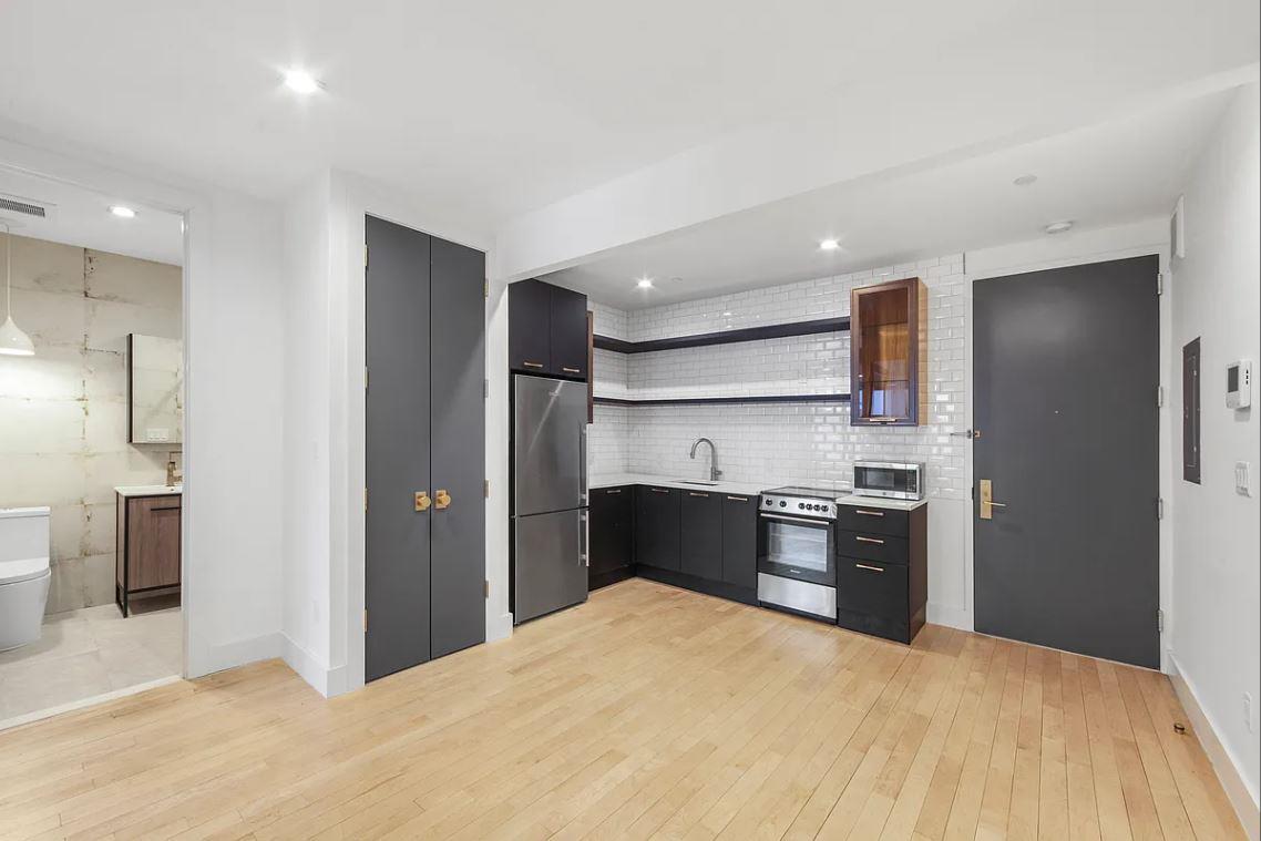 #1 photo, 709 HART Street, 布鲁克林 布什维克 Bushwick , NY 11221