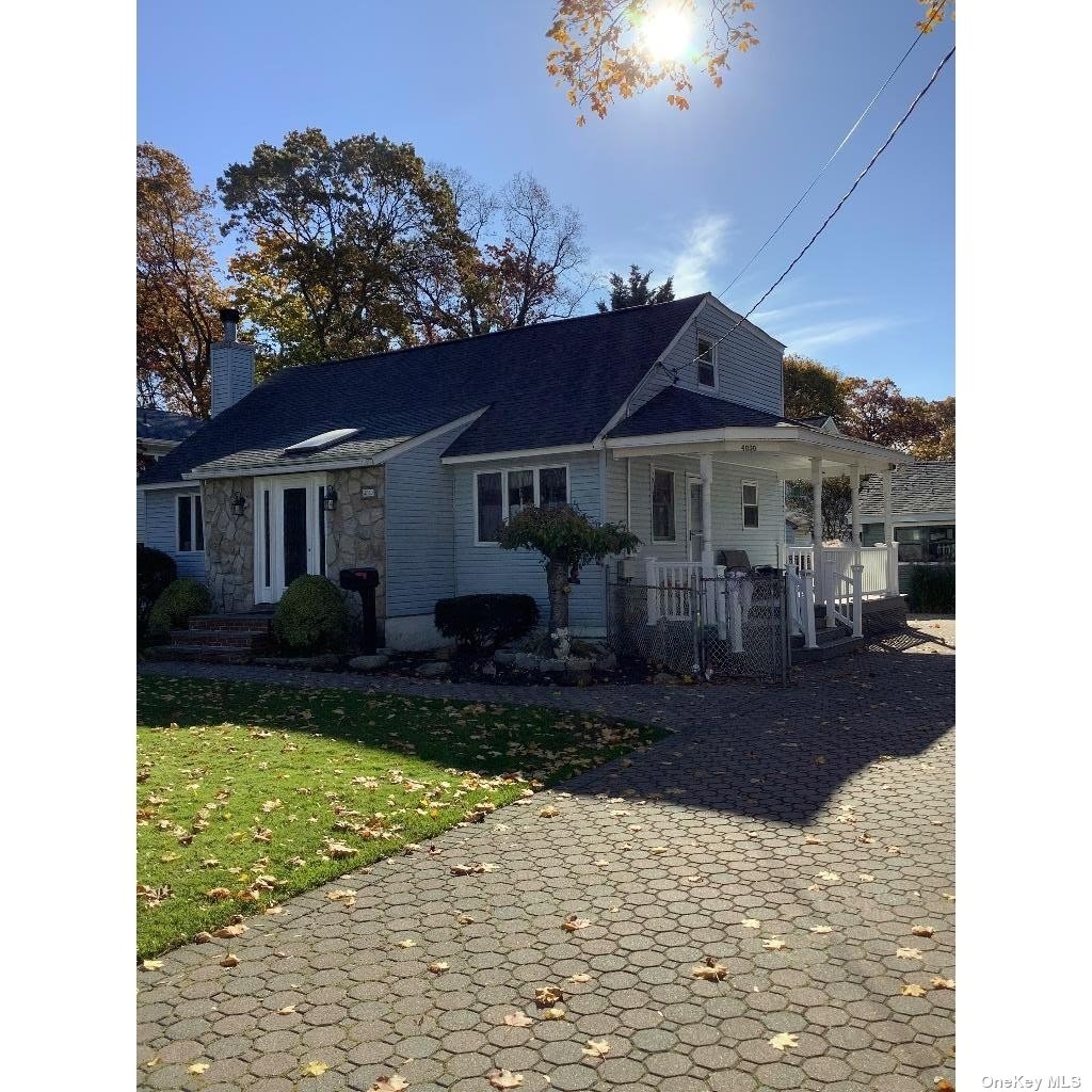 #1 photo, 4050 Raymond Street, 长岛 Seaford , NY 11783