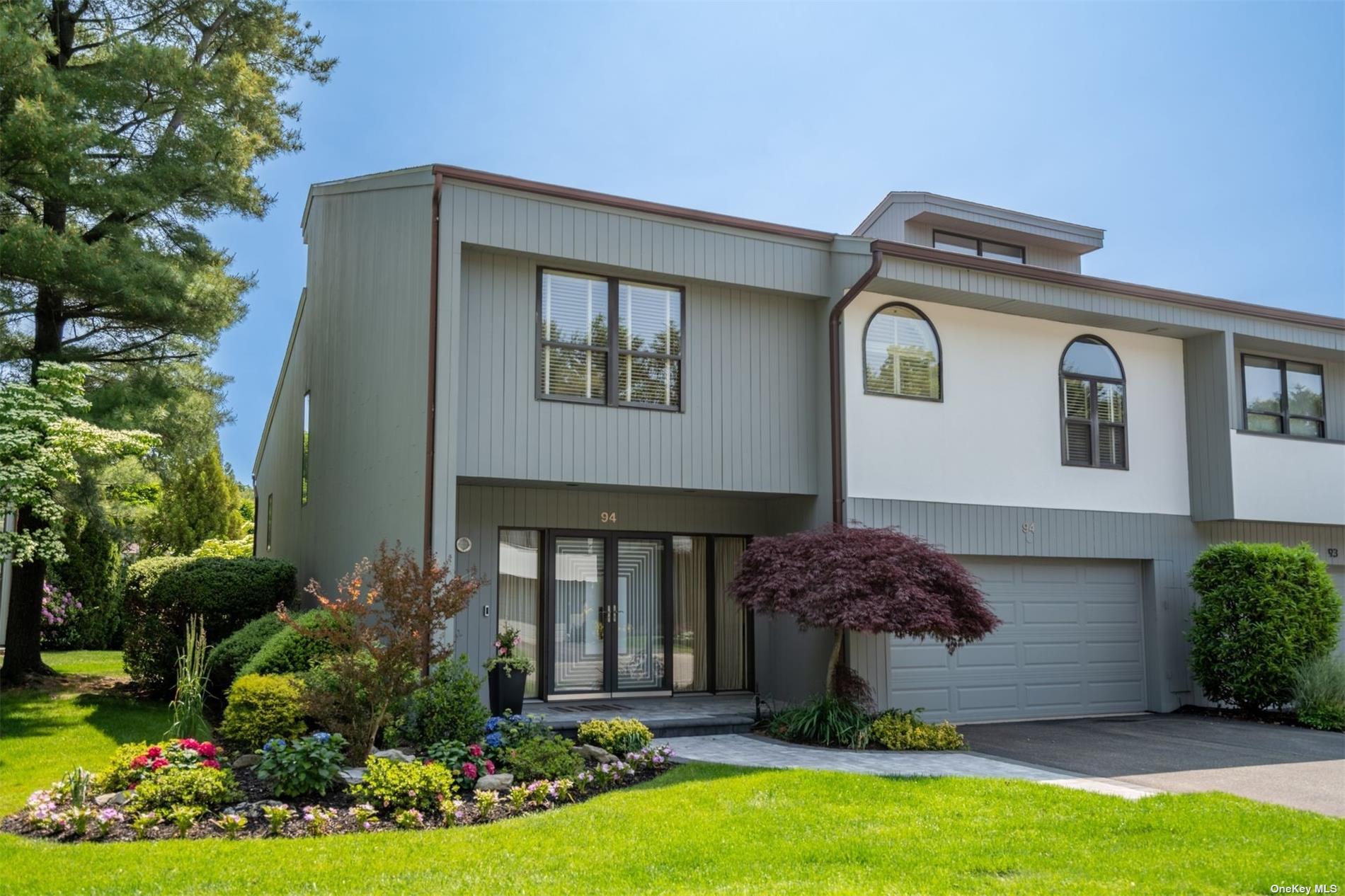 #1 photo, 94 Eagle Chase, 长岛 Woodbury , NY 11797