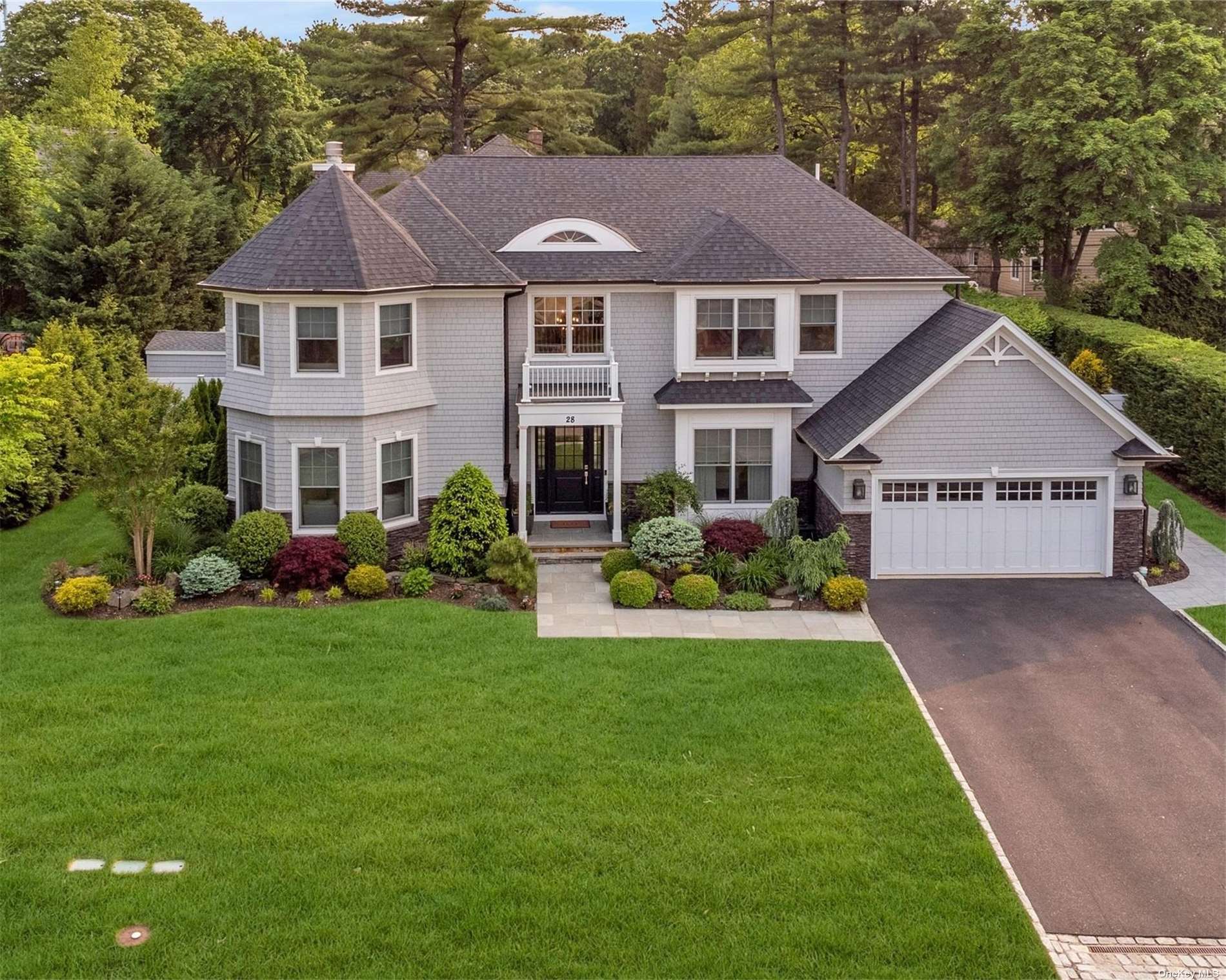 #1 photo, 28 Shadetree Lane, 长岛 罗斯林 Roslyn Heights , NY 11577