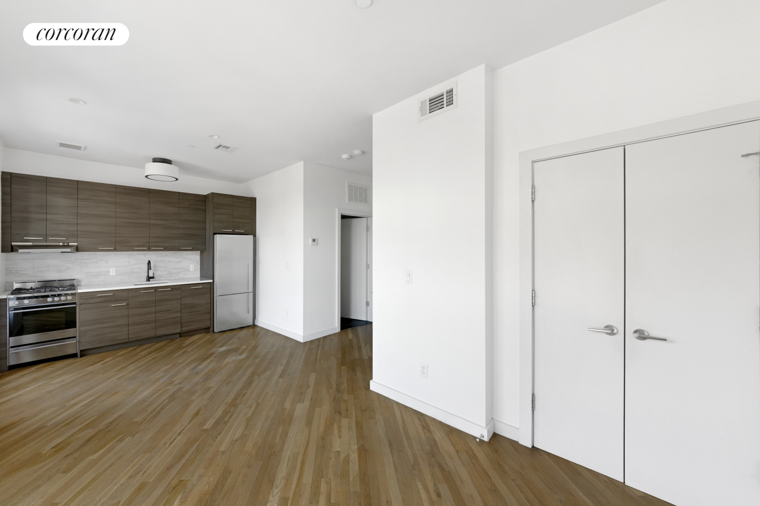 #1 photo, 186 PUTNAM Avenue, 布鲁克林 Bedford Stuyvesant , NY 11216