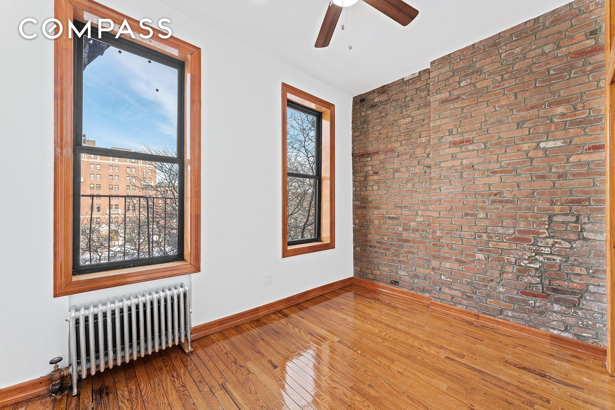 #1 photo, 326 East 11th Street, 曼哈顿 格林威治村 E. Greenwich Village , NY 10003