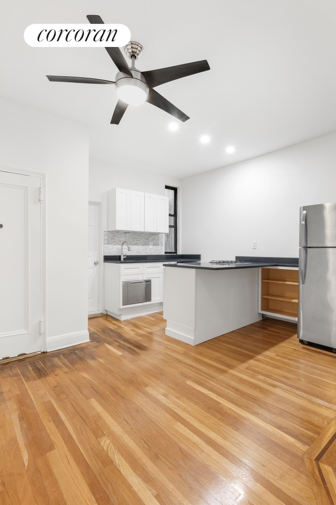 #1 photo, 225 E 88TH Street, 曼哈顿 上东城 Upper East Side , NY 10128