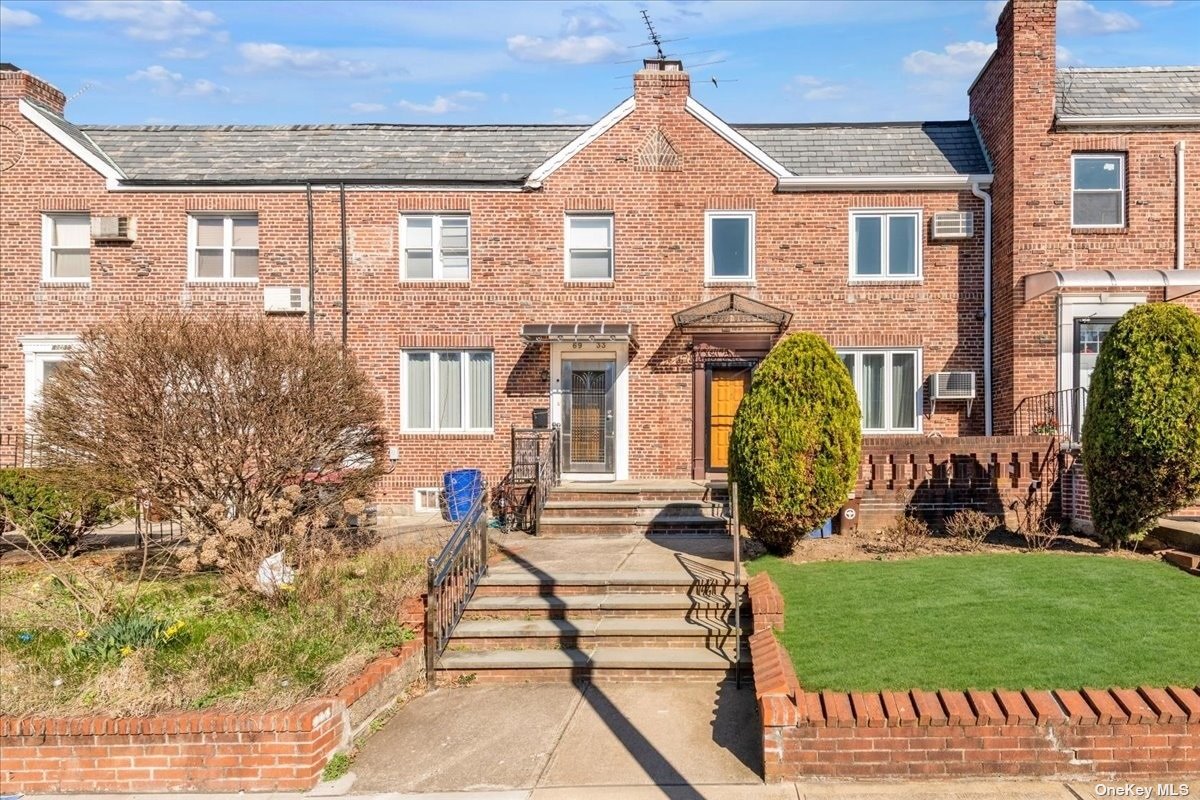 #1 photo, 69-35 173 Street, 皇后区 新鲜草原 Fresh Meadows , NY 11365