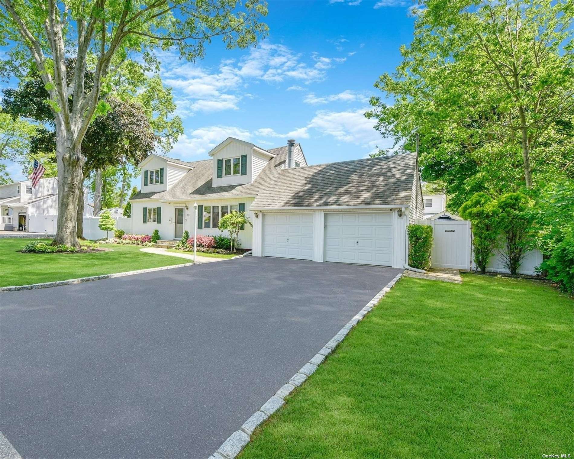 #1 photo, 1223 2nd Street, 东长岛 West Babylon , NY 11704