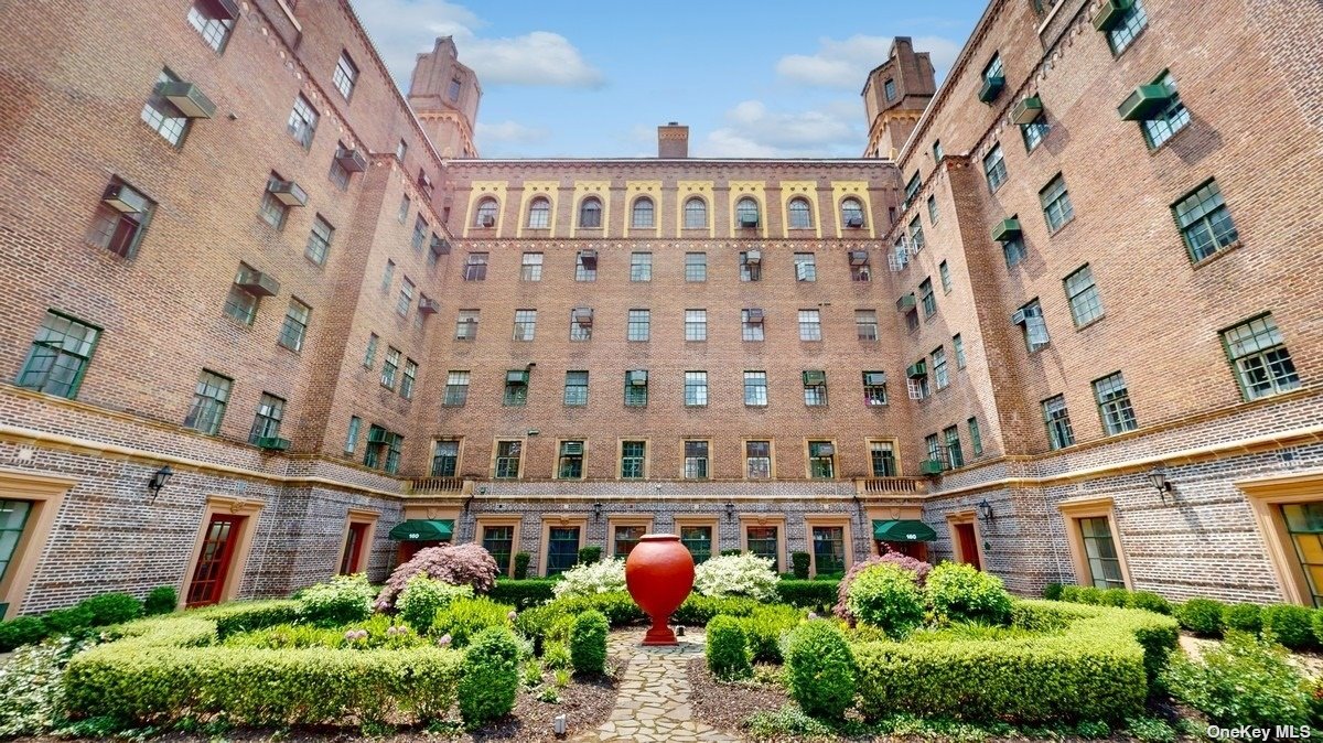 #1 photo, 160 Middle Neck Road, 长岛 大颈 Great Neck , NY 11021