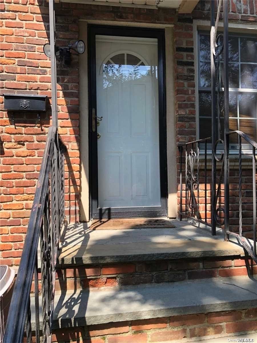 #1 photo, 36 Harding Avenue, 长岛 罗斯林 Roslyn Heights , NY 11577