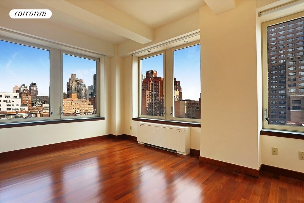 #1 photo, 305 E 63RD Street, 曼哈顿 上东城 Upper East Side , NY 10065