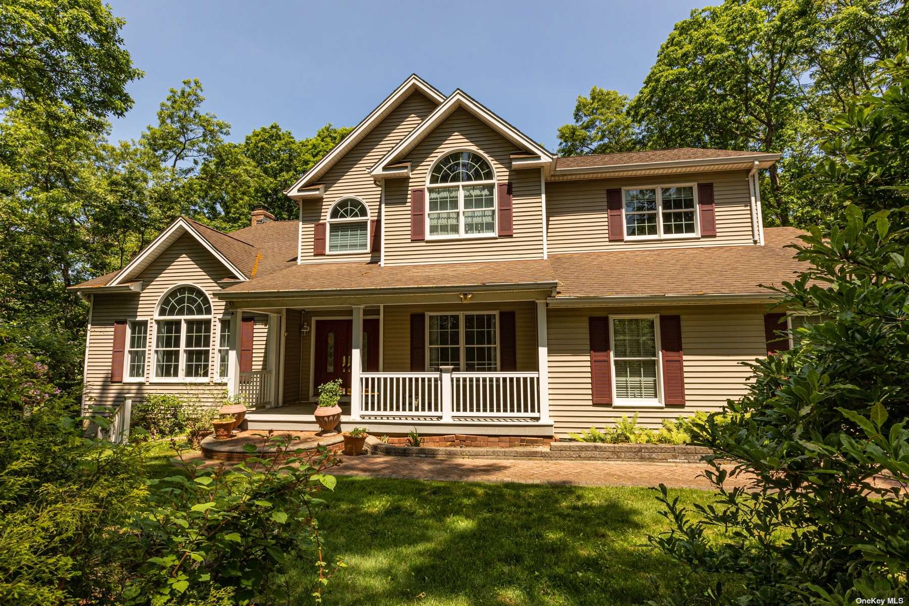 #1 photo, 615 Pulaski Road, 东长岛 Kings Park , NY 11754