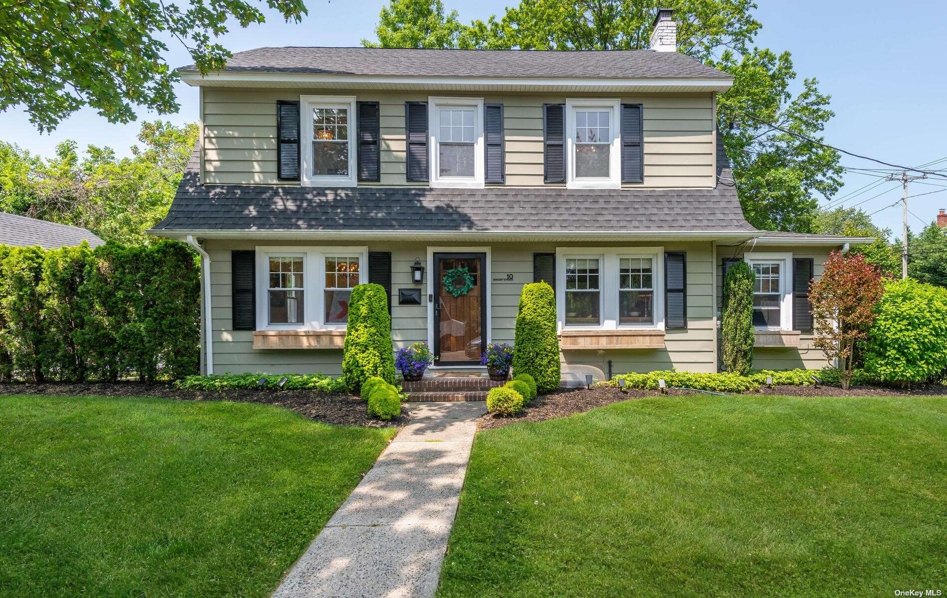 #1 photo, 10 Bogart Avenue, 长岛 华盛顿港 Port Washington , NY 11050