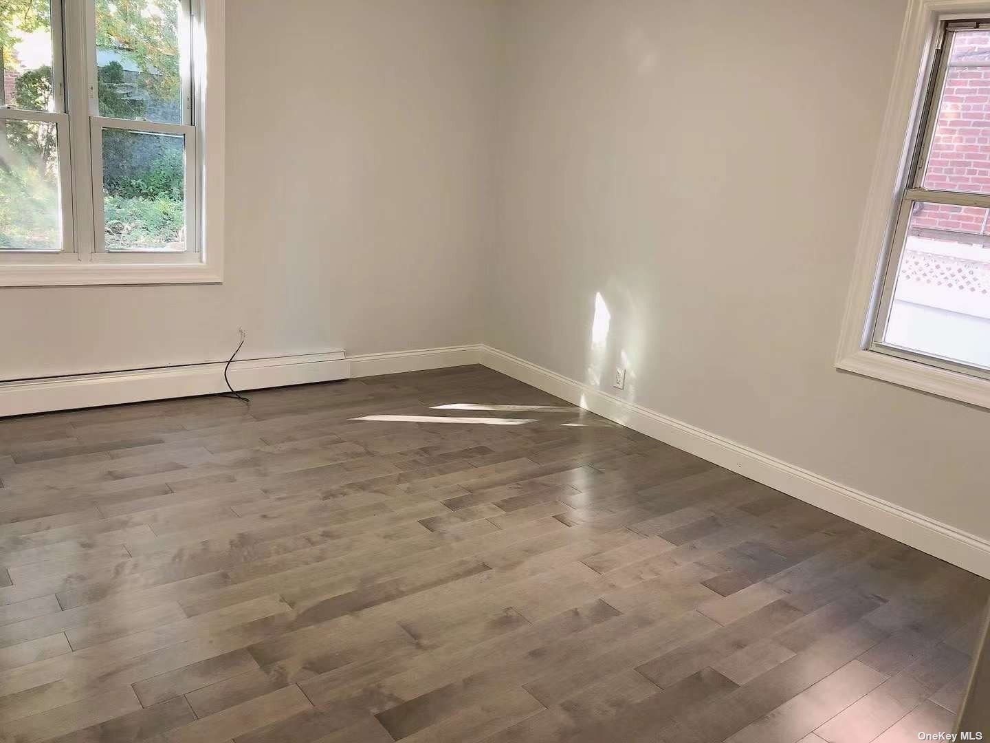 #1 photo, 70-34 174 Street, 皇后区 新鲜草原 Fresh Meadows , NY 11365