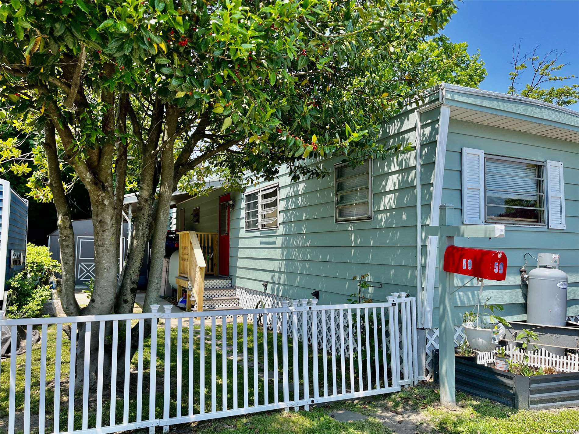 #1 photo, 150-59 Main Street, 东长岛 艾斯利普 Islip , NY 11751