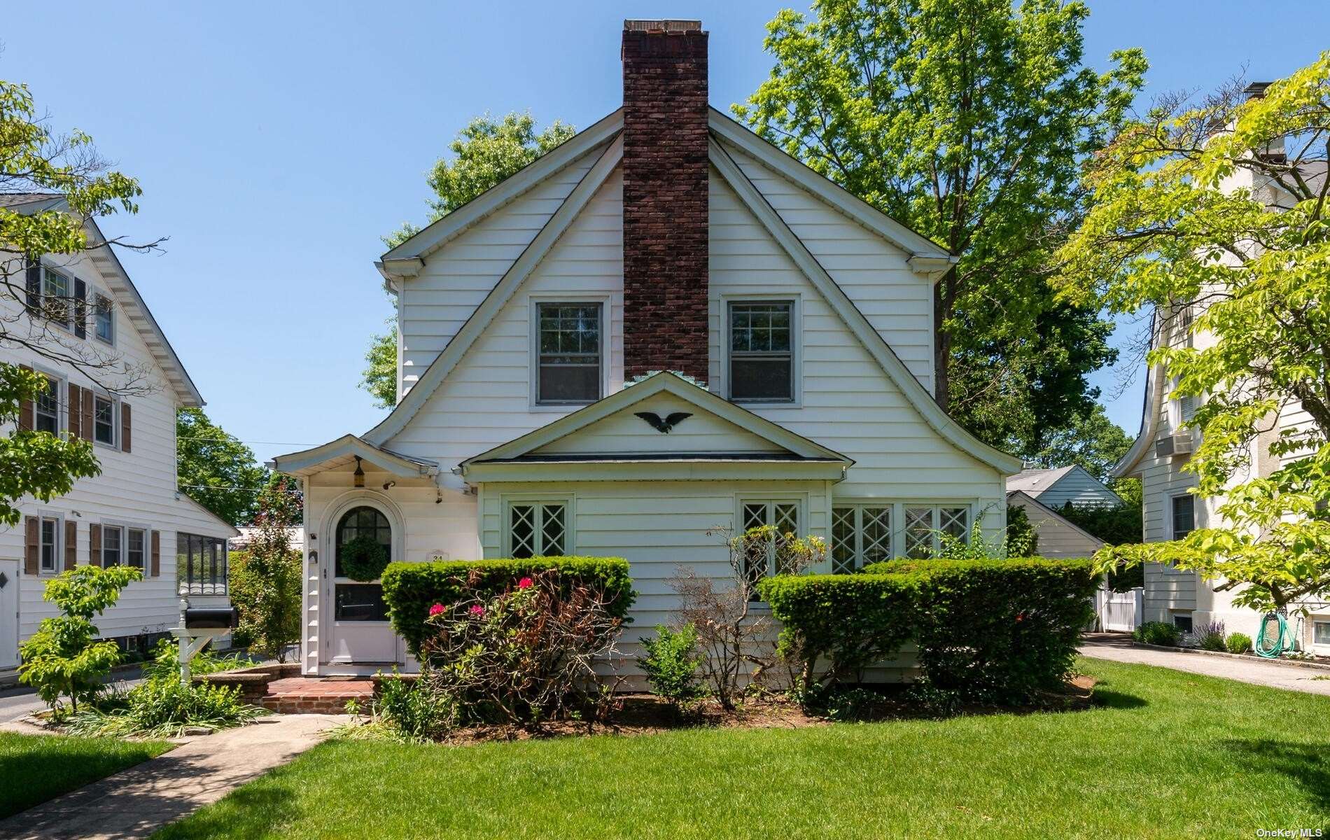 #1 photo, 34 Wellington Road, 长岛 花园城 Garden City , NY 11530