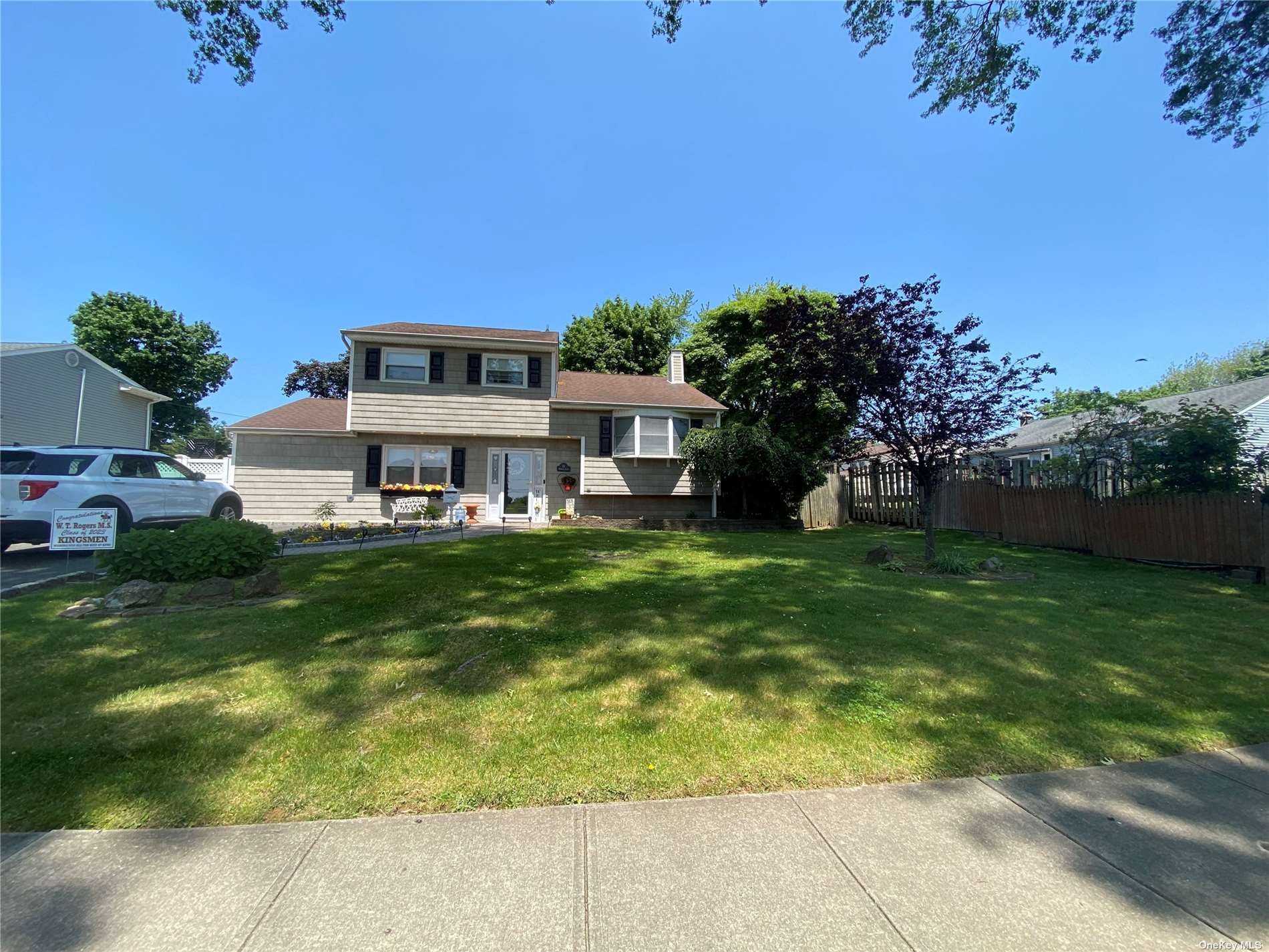 #1 photo, 21 Primrose Lane, 东长岛 Kings Park , NY 11754