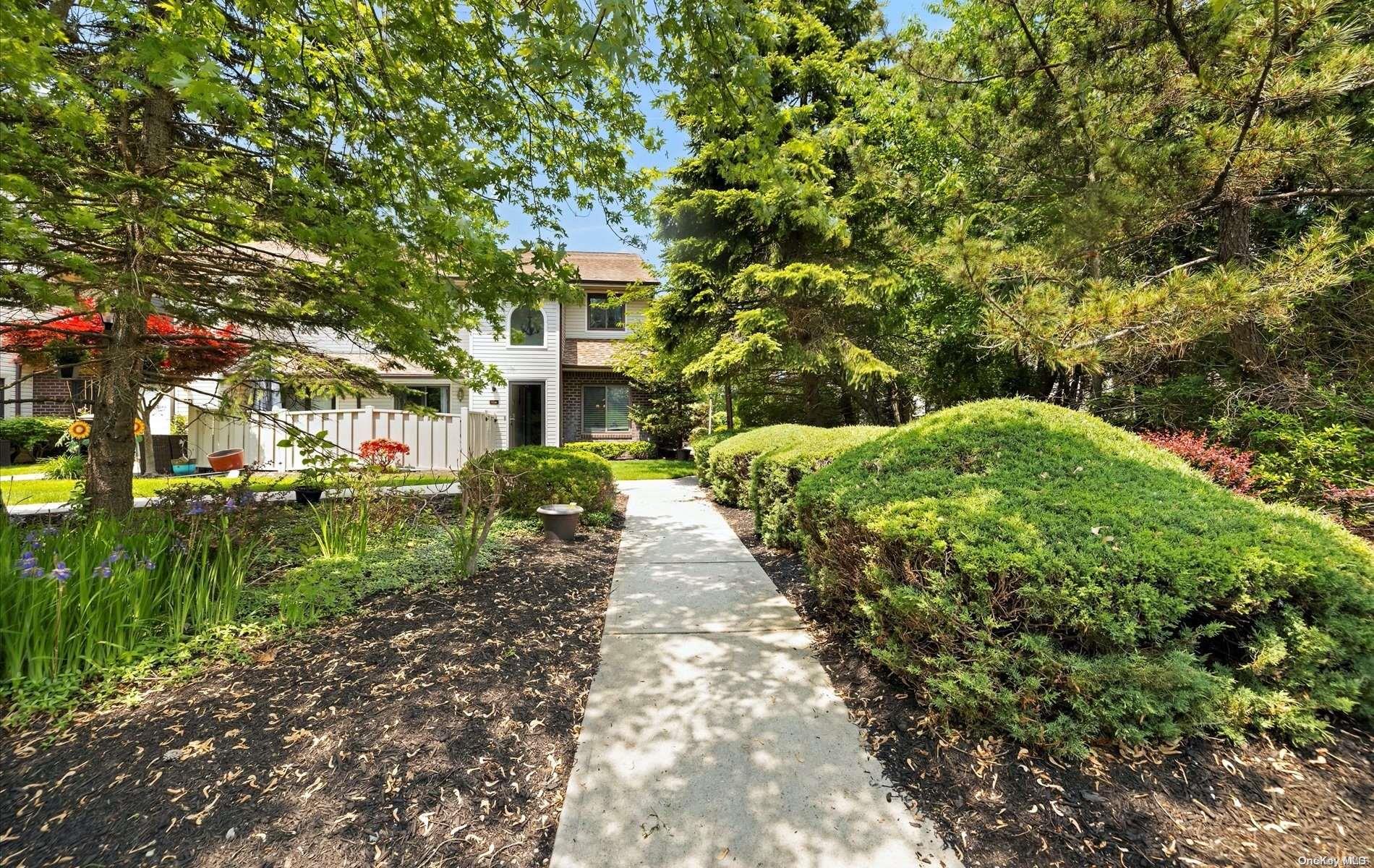 #1 photo, 1016 Skyline Drive, 东长岛 科勒姆 Coram , NY 11727