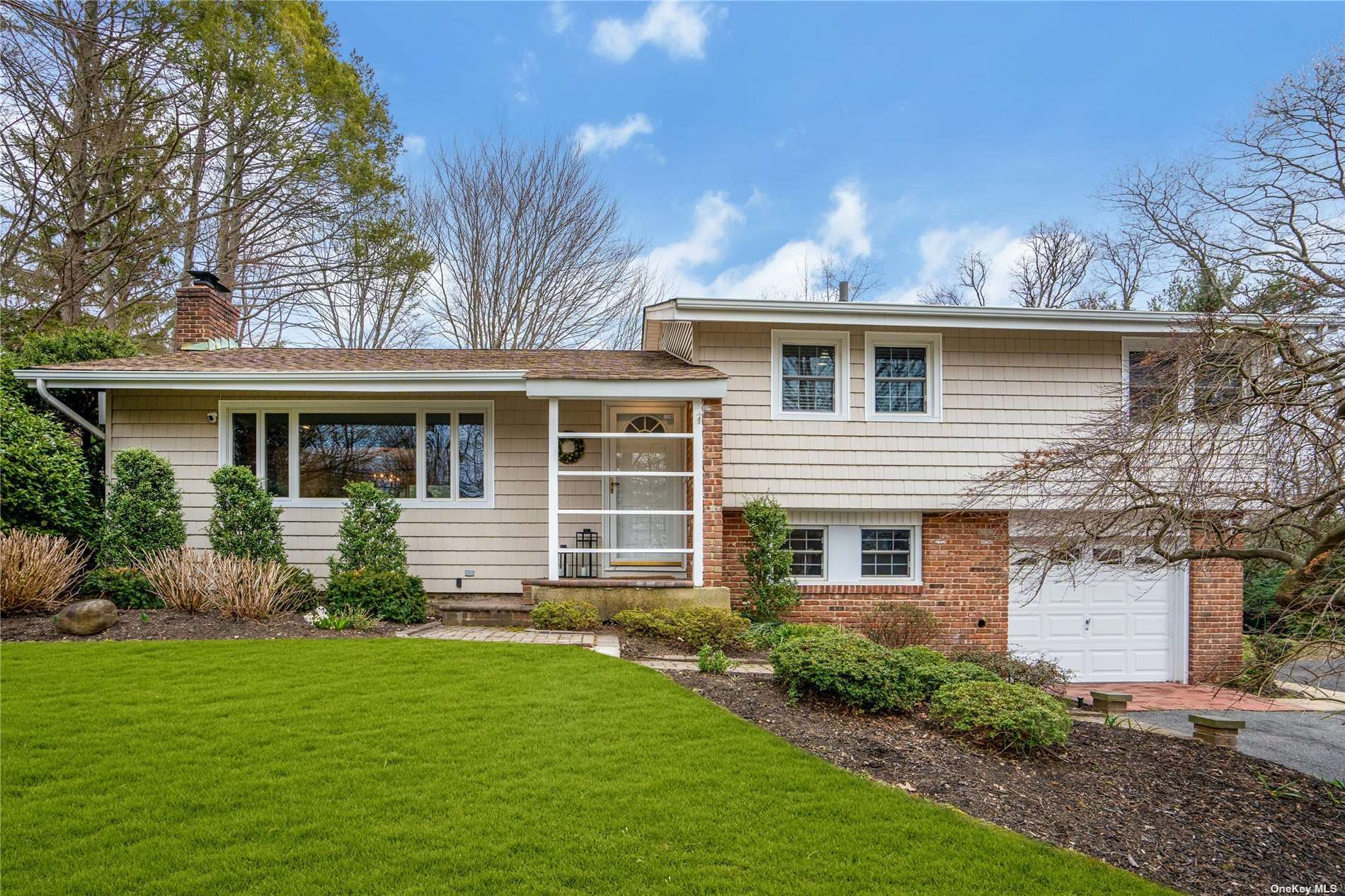 #1 photo, 8 Woodridge Lane, 长岛 Sea Cliff , NY 11579