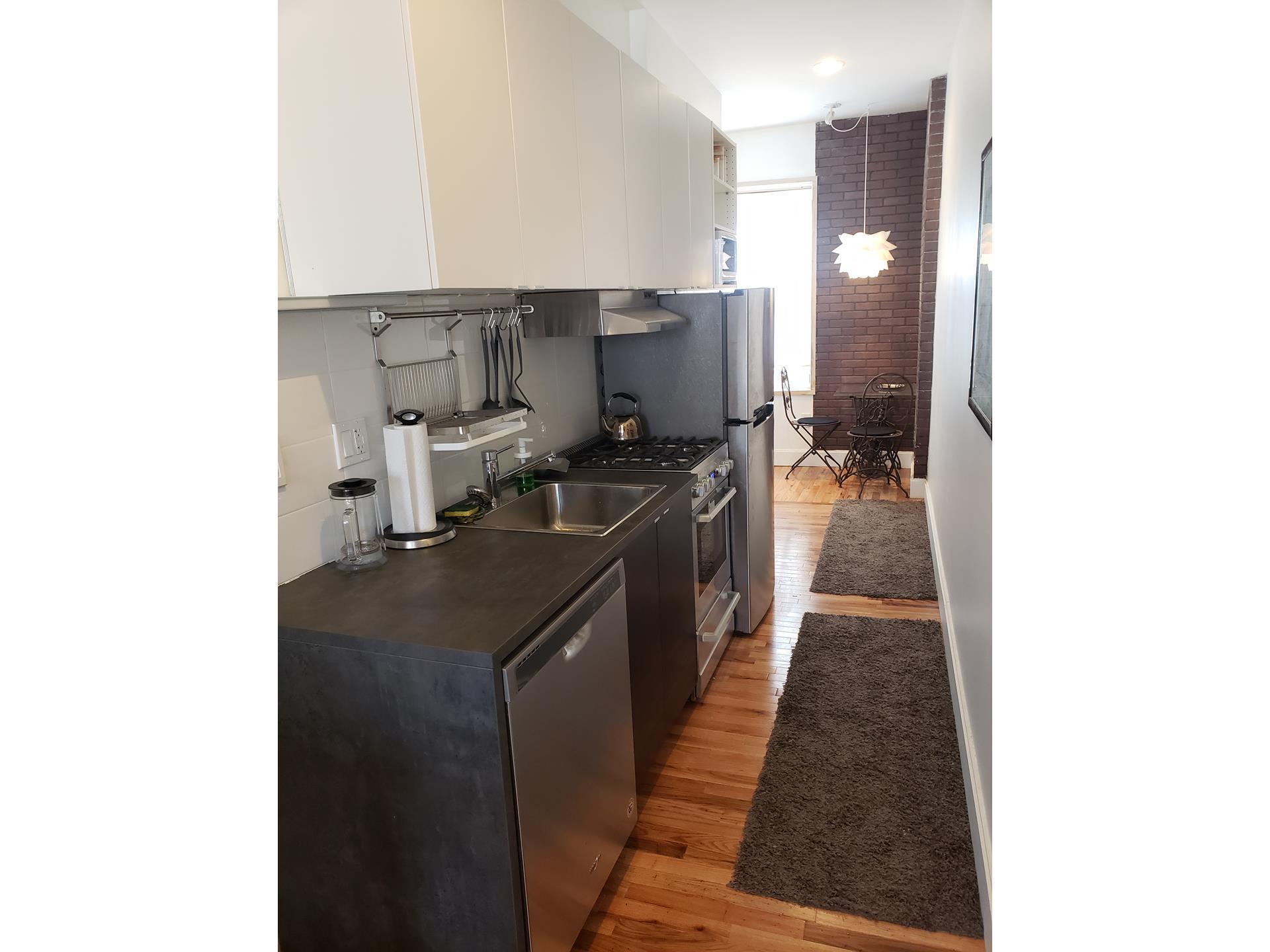 #1 photo, 27 HIMROD Street, 布鲁克林 布什维克 Bushwick , NY 11221