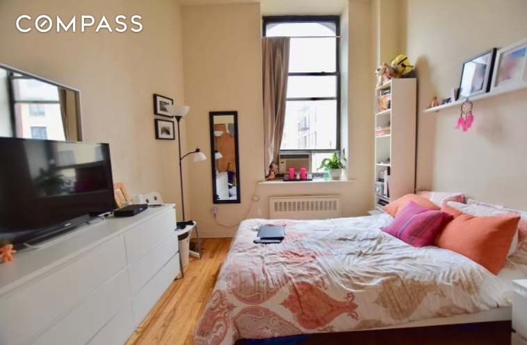 #1 photo, 117 E 11th Street, 曼哈顿 格林威治村 Greenwich Village , NY 10003