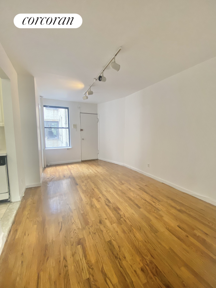 #1 photo, 512 E 80TH Street, 曼哈顿 上东城 Upper East Side , NY 10075
