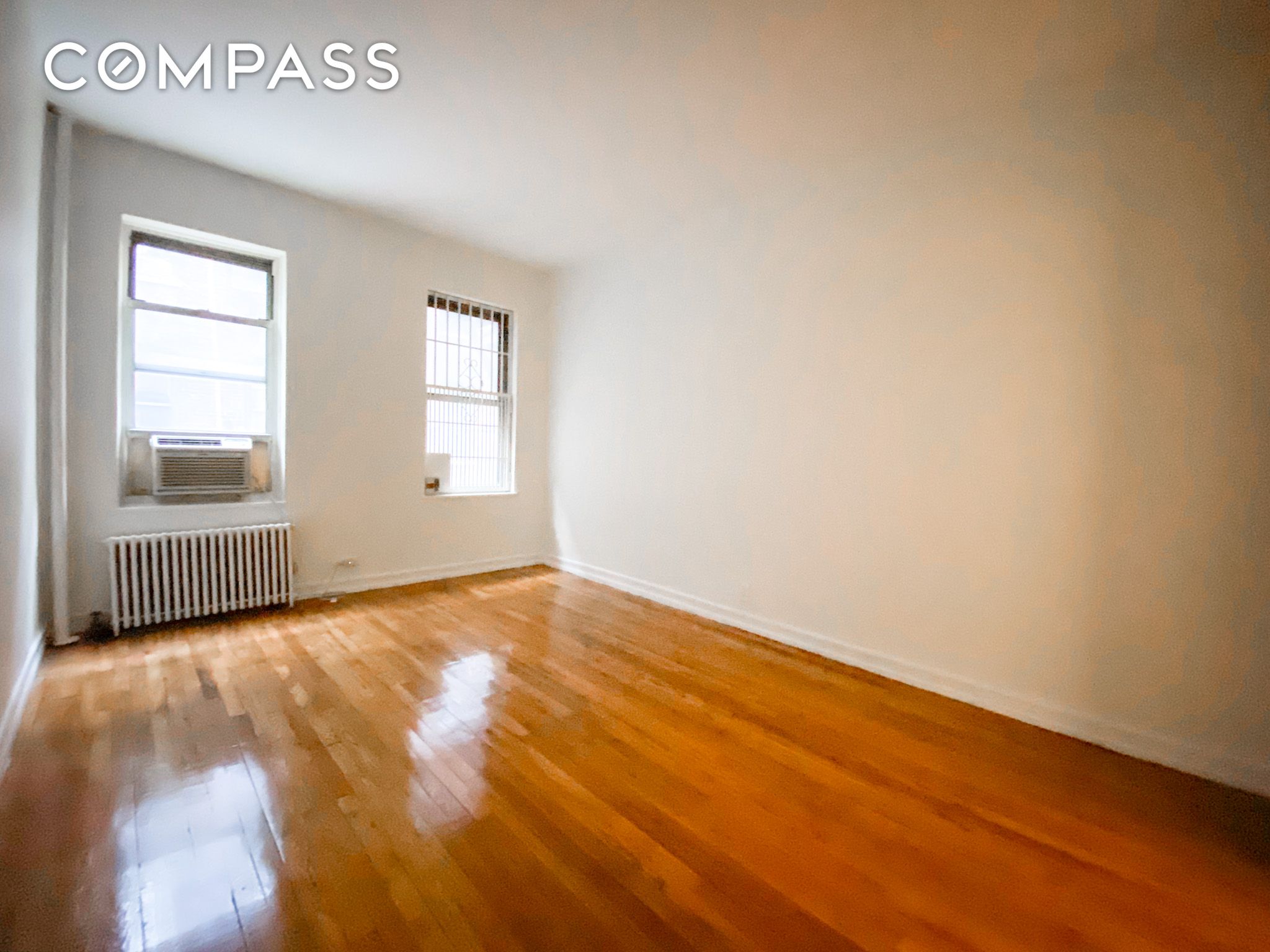 #1 photo, 345 East 61st Street, 曼哈顿 上东城 Upper East Side , NY 10065