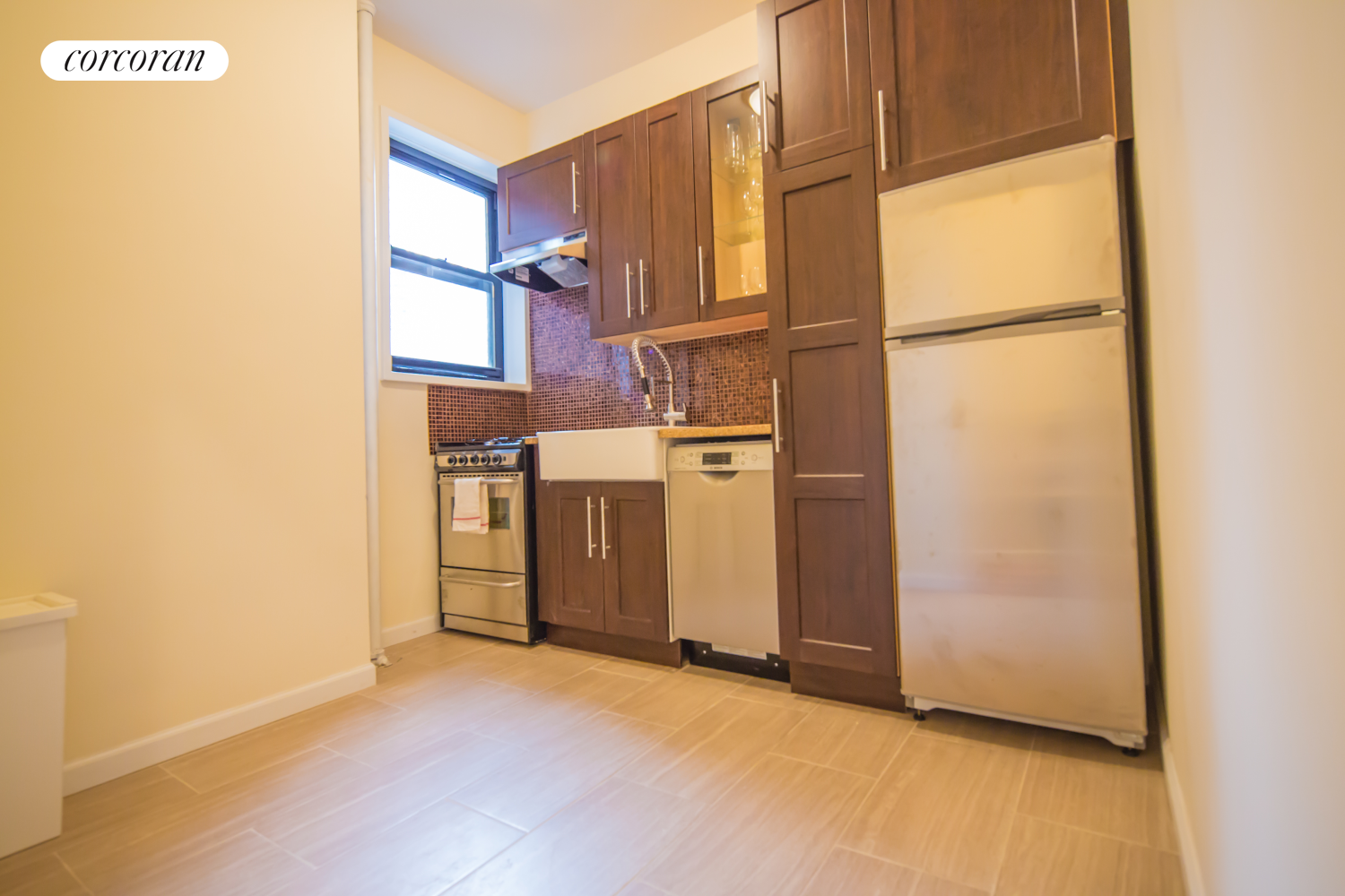 #1 photo, 238 E 82ND Street, 曼哈顿 上东城 Upper East Side , NY 10028