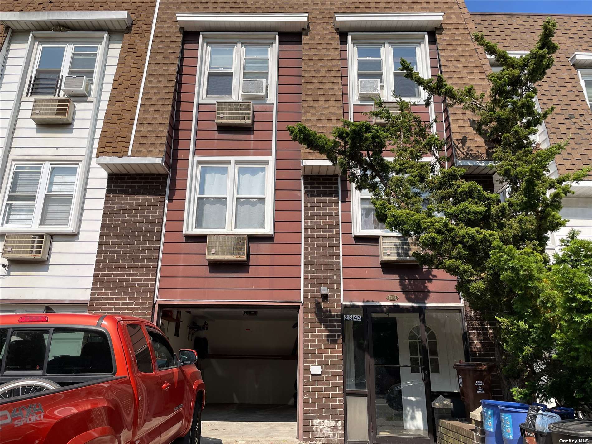 #1 photo, 23-43 Corporal Kennedy Street, 皇后区 贝塞 Bayside , NY 11360