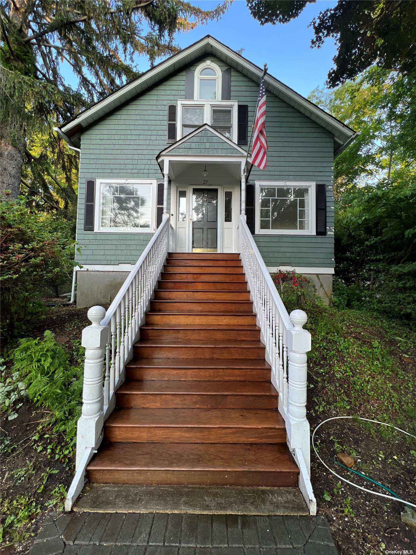 #1 photo, 27 Reeves Road, 东长岛 Port Jefferson , NY 11777