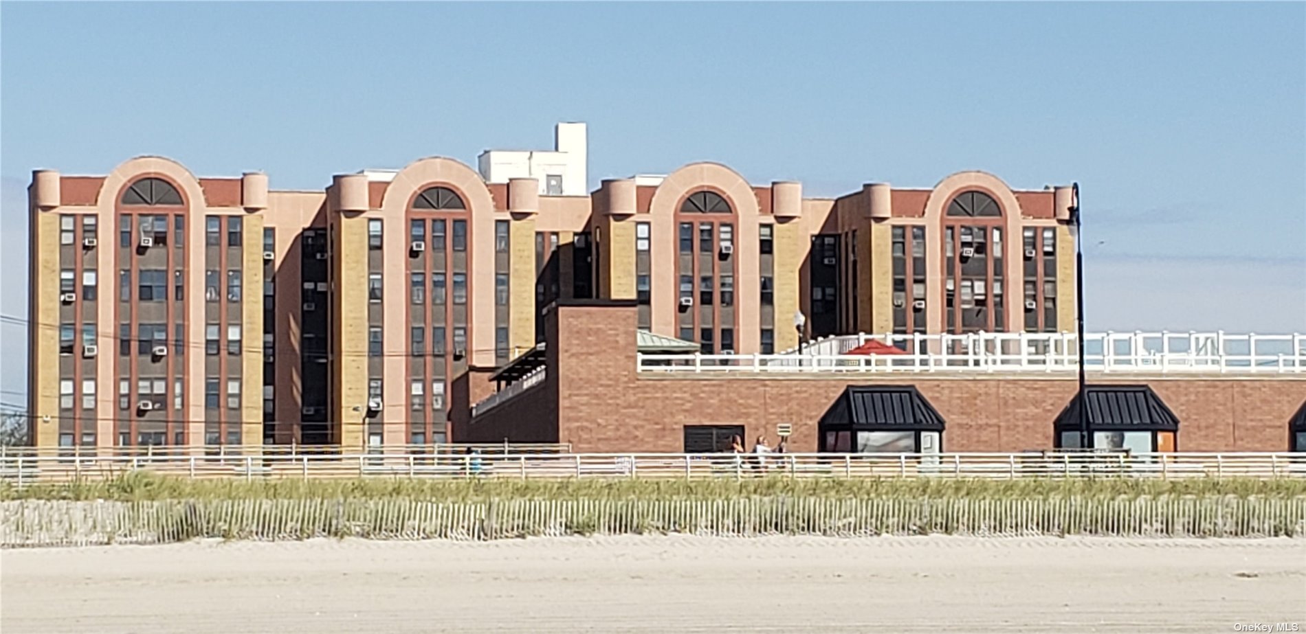 #1 photo, 25 W Broadway, 长岛 长滩 Long Beach , NY 11561