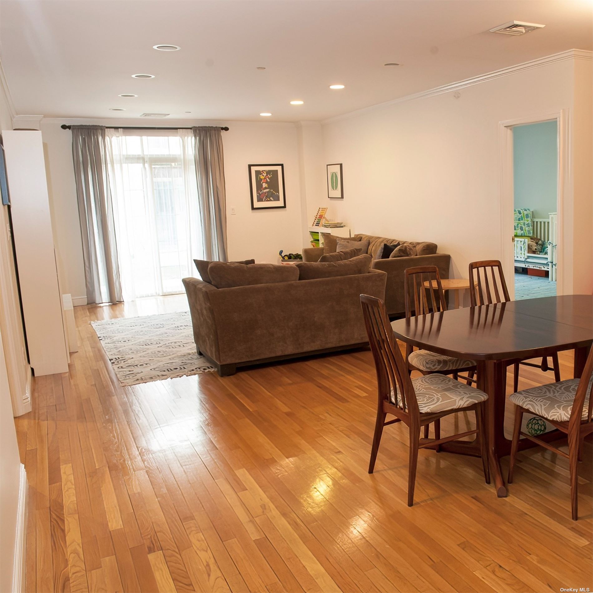 #1 photo, 1 Portico Court, 长岛 大颈 Great Neck , NY 11021