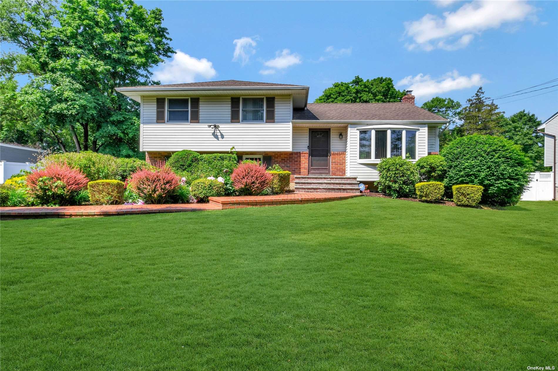 #1 photo, 116 S Ketay Drive, 东长岛 北港 East Northport , NY 11731