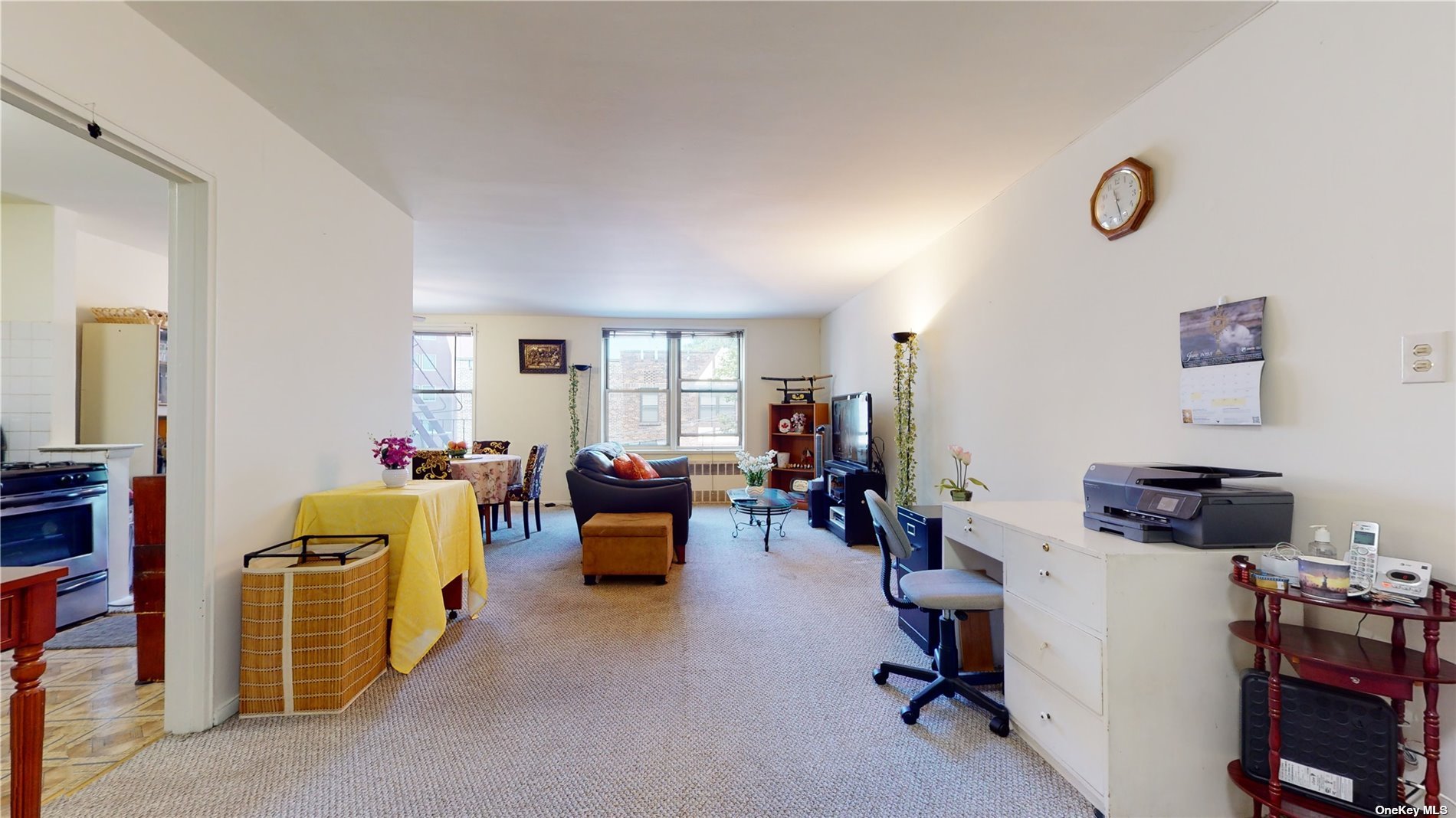 #1 photo, 63-11 Queens Blvd., 皇后区 木边 Woodside , NY 11377