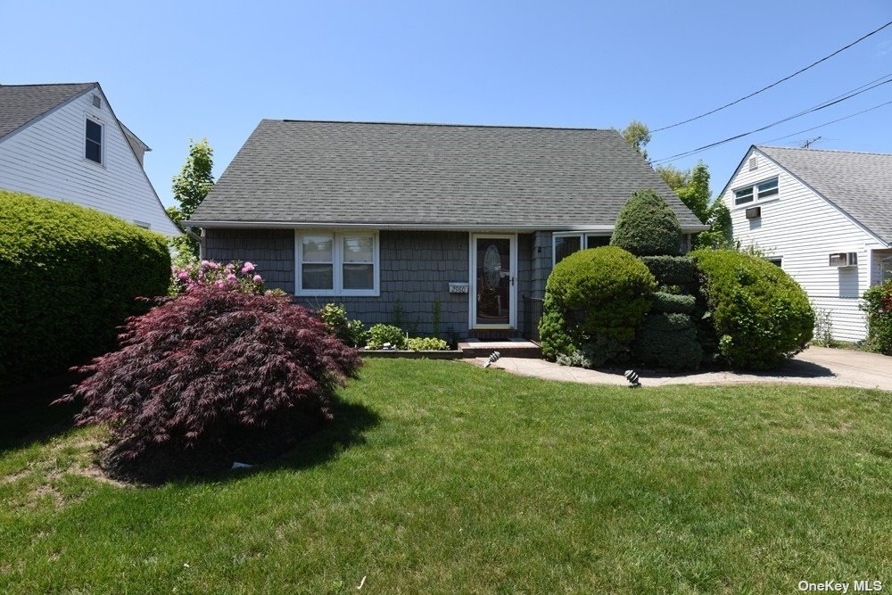 #1 photo, 2960 Oceanside Road, ناسو Oceanside , NY 11572