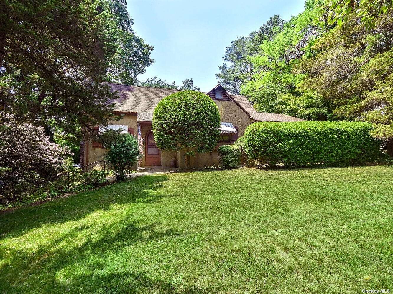 #1 photo, 14 Irving Place, 长岛 Sea Cliff , NY 11579